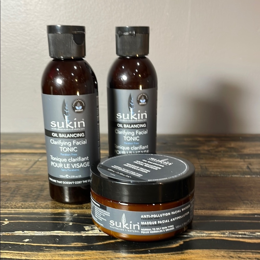Sukin Oil Balancing 3 pc.  - 2 Paraben-Free Tonics & 1 Anti-Pollution Masque NEW